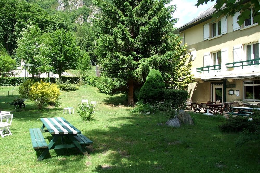 Hotel Du Val D'Aure Cadéac Kültér fotó