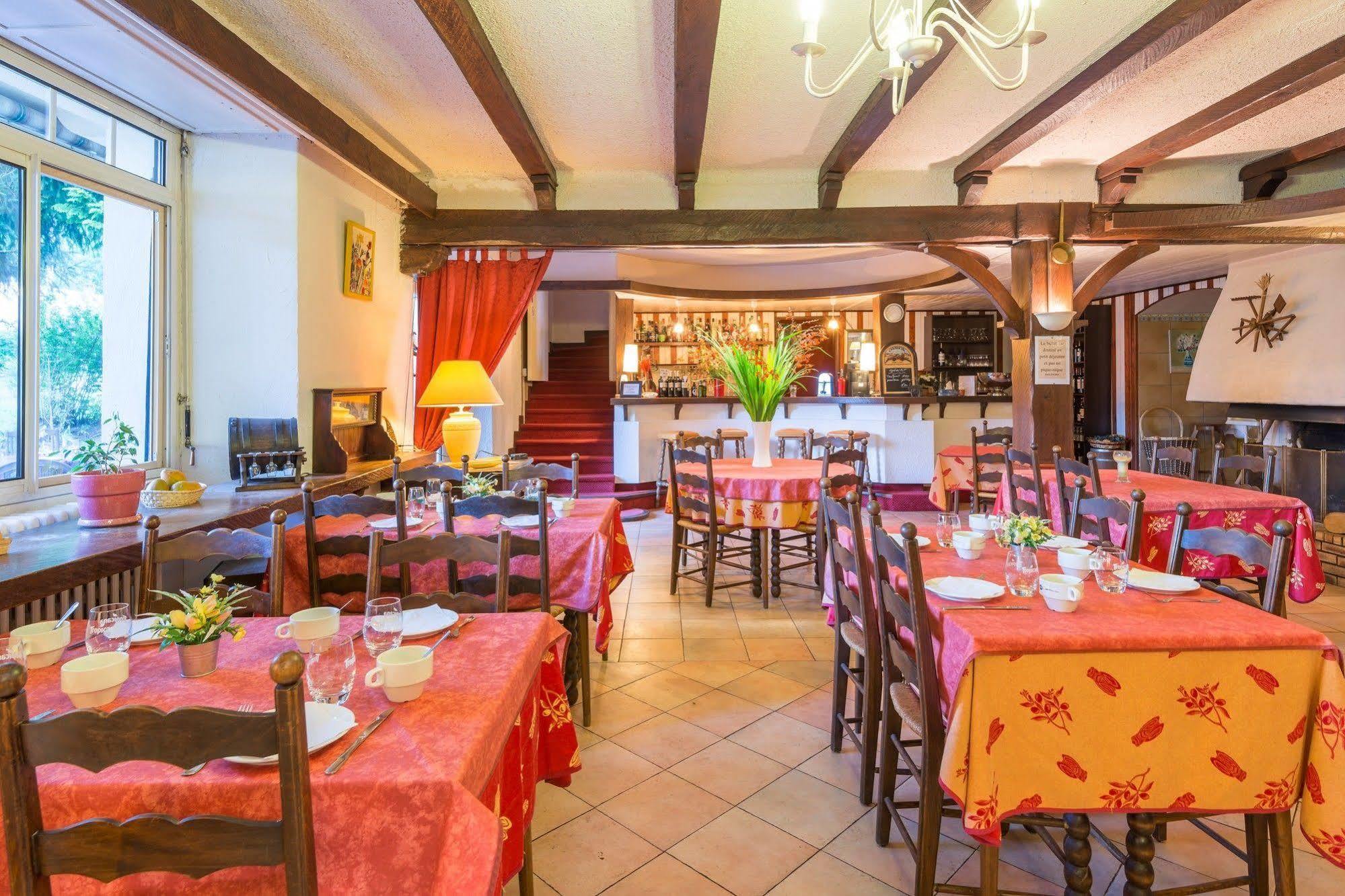 Hotel Du Val D'Aure Cadéac Kültér fotó